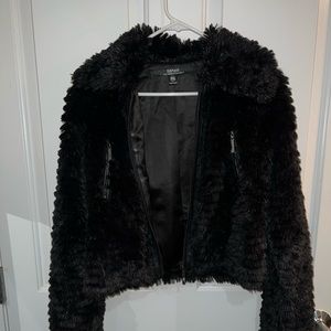 Kenzie Women’s Black Jacket size M